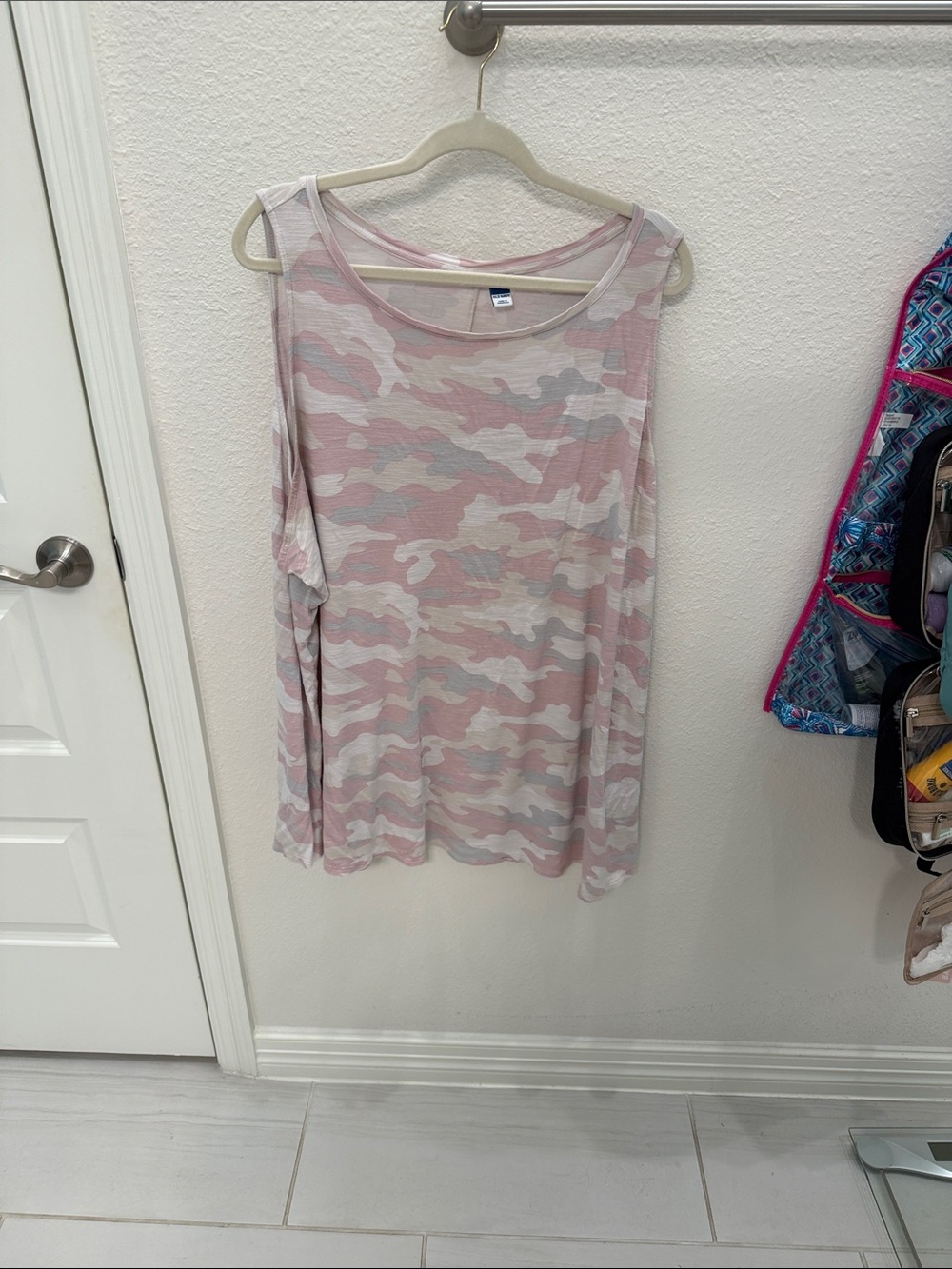 Old Navy Pink Camo Cold-Shoulder Tank Top